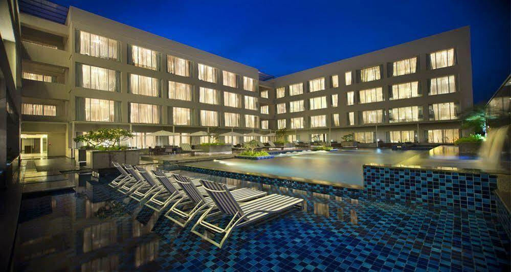 Oakwood Residence Whitefield Bangalore Exterior foto